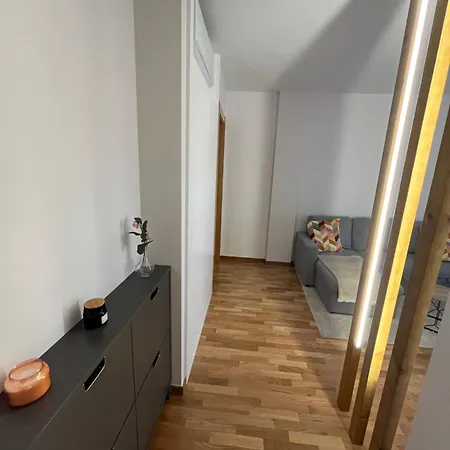 Nordes Apartment *