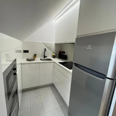 Nordes Apartment *
